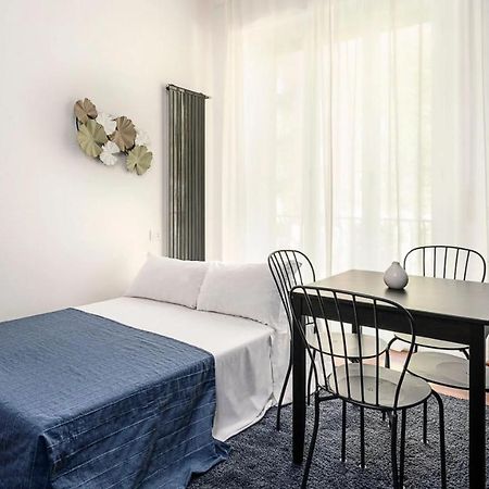 "Violet Dream" - Duomo Citylife Apartment Milan Exterior photo