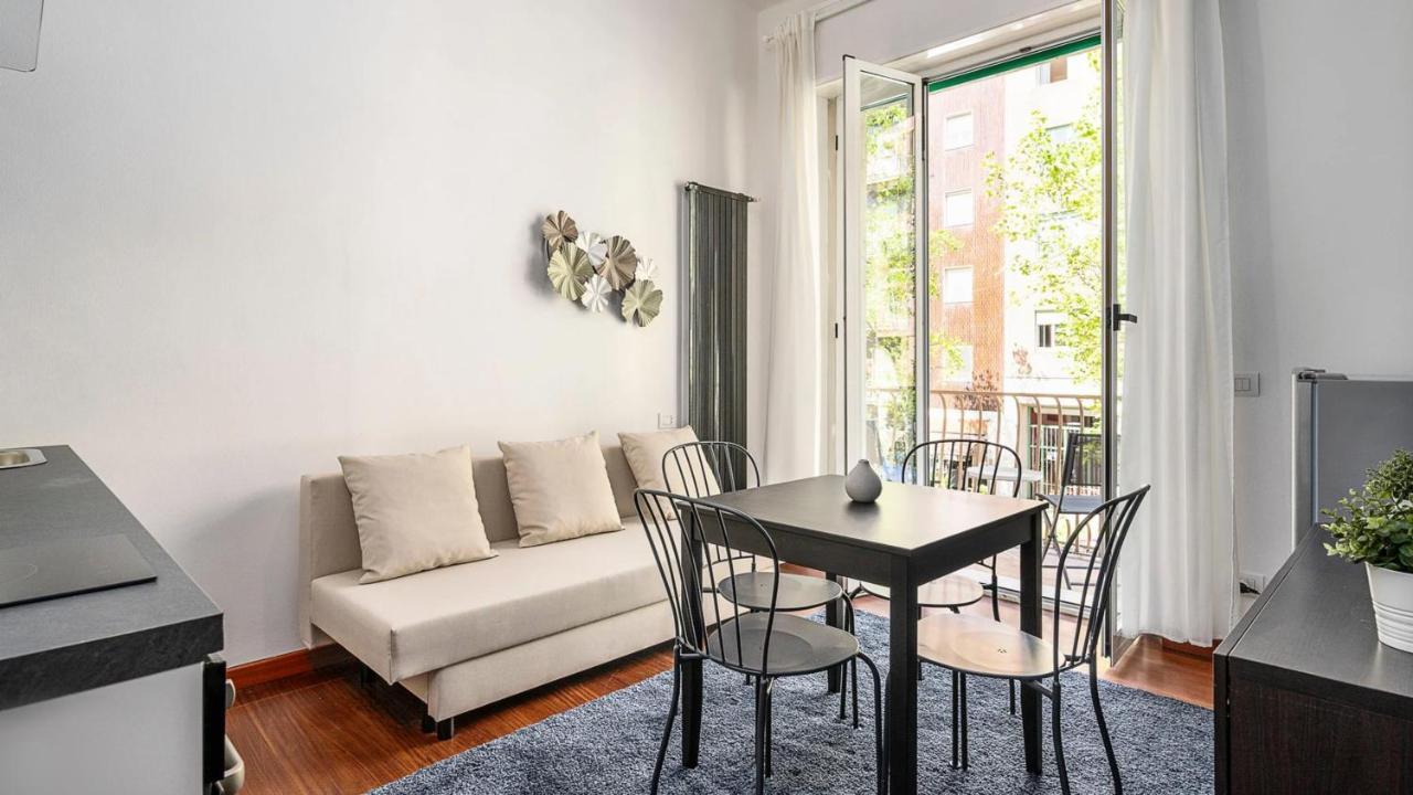 "Violet Dream" - Duomo Citylife Apartment Milan Exterior photo